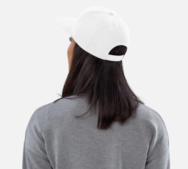 classic-snapback-white-back-67fcd25156e59-Photoroom