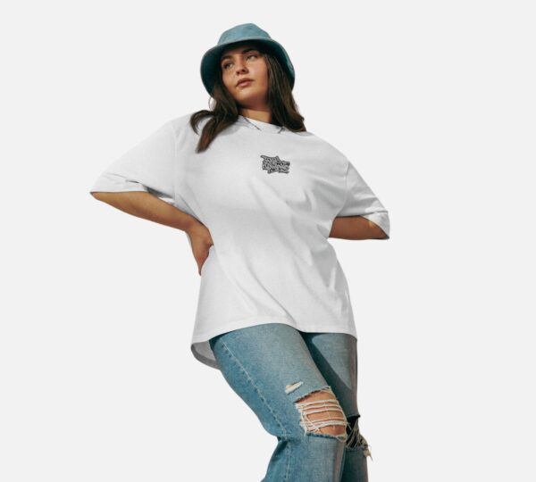 oversized-heavyweight-t-shirt-white-front-67fd22b158989-Photoroom